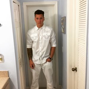 Meet your Posher, Luis